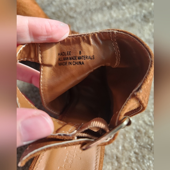 Womens Charlotte Russe wedge - open toe - Picture 4 of 7